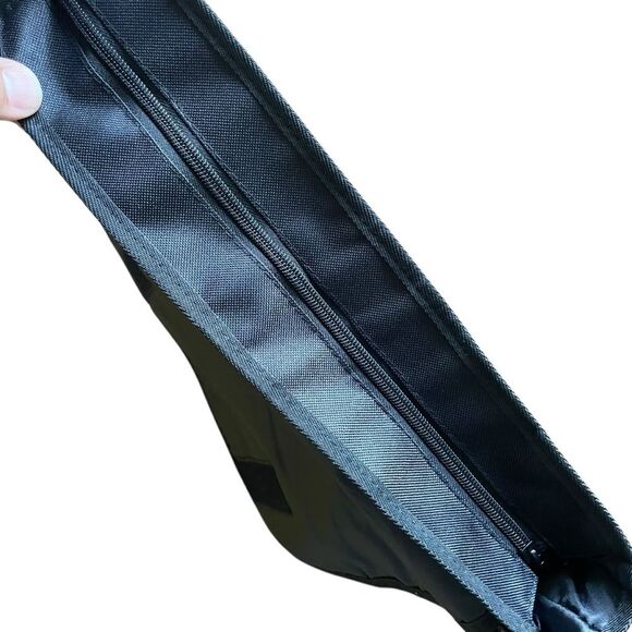 Taylor Swift 1989 Tour Zip Messenger Bag - Picture 3 of 3